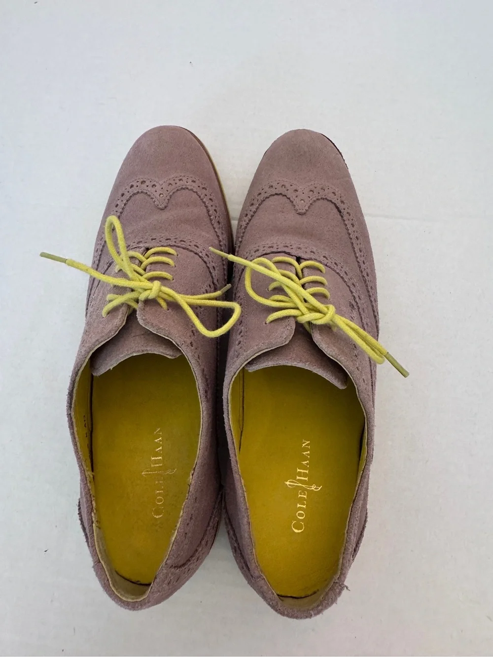 Cole Haan Womens Alisa Oxfords Taupe Suede Neon Yellow Brogue Wingtip Size 9.5